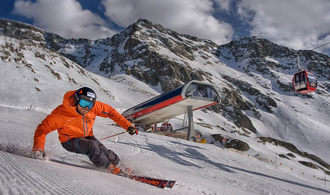 Alpine skiing Klausberg
